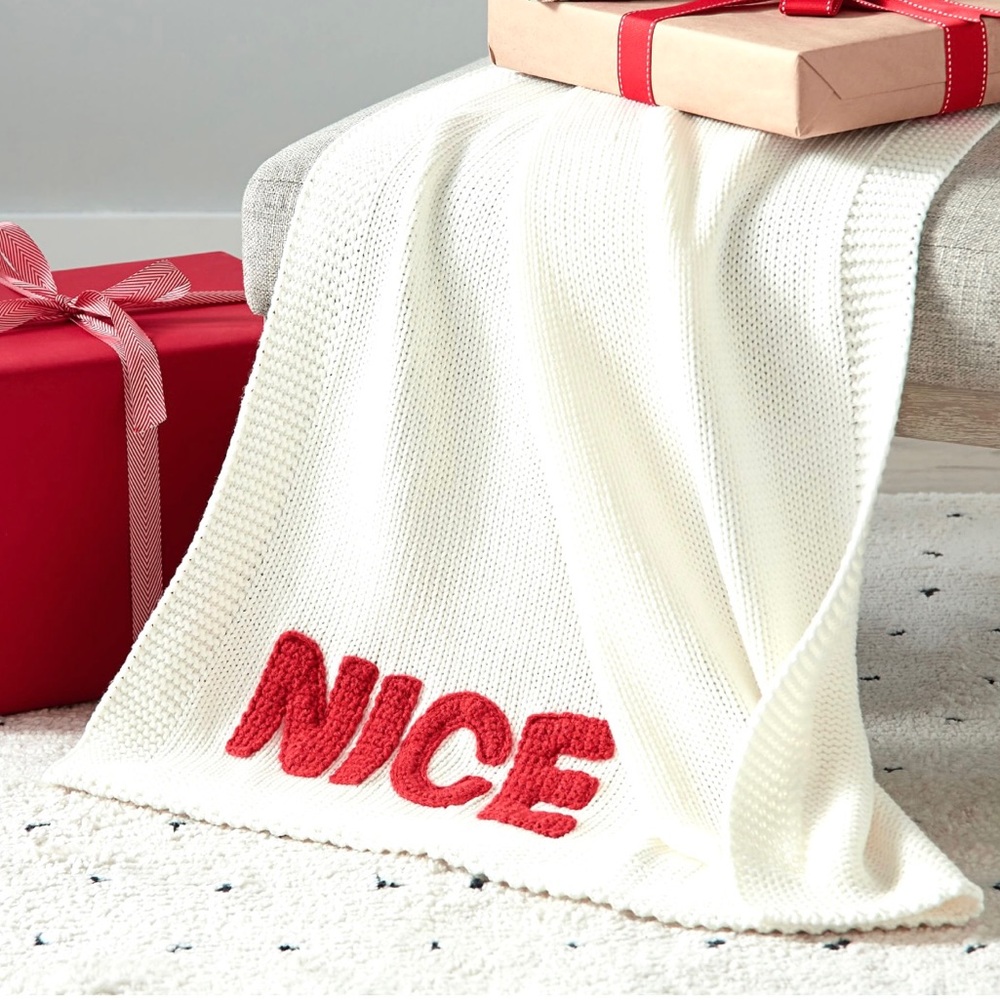 POTTERY BARN HOLIDAY NAUGHTY NICE KIDS BABY BLANKET NEW CONDITION - Picture 5 of 11